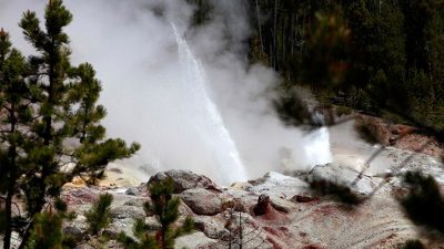 Detectan erupciones inusuales en el géiser activo más grande de Yellowstone