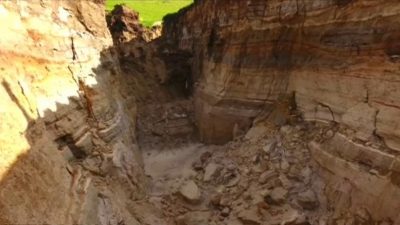 Una grieta gigantesca se abre en Nueva Zelanda