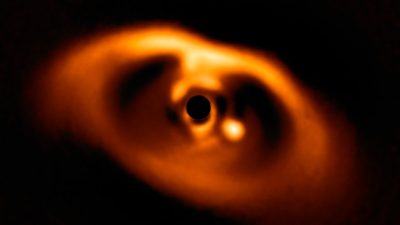El VLT de ESO capta la primera imagen confirmada de un planeta recién nacido