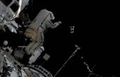 Dos cosmonautas realizaron una salida extravehicular en la ISS