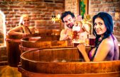 SPA de cerveza: los beneficios médicos y estéticos de bañarse en cerveza