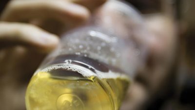 El alcohol mata a más de tres millones de personas al año, la mayoría hombres