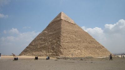 Investigando las propiedades electromagnéticas de la Gran Pirámide de Egipto