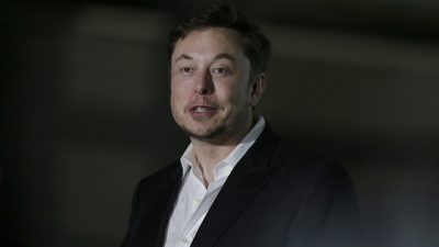 Elon Musk anuncia la inauguración del futurista túnel Hyperloop