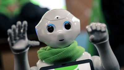 El Parlamento británico citó por primera vez a un robot a ‘testificar’