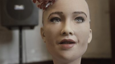 Entrevista con la robot Sophia: “Creo que los humanos son inteligencias artificiales”