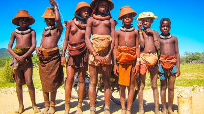 Himba, la tribu africana que lucha por conservar su cultura