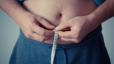 El ejercicio sí reduce la grasa abdominal y la clave puede estar en la interleucina