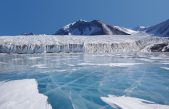 Hallan vida en un lago antártico sepultado bajo más de un kilómetro de hielo