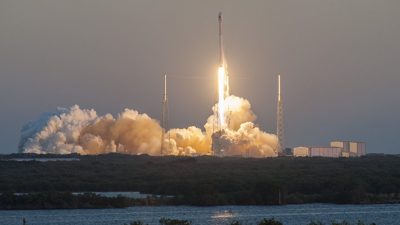 Elon Musk y SpaceX demandan a la NASA