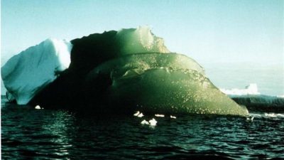 ¿Por qué hay icebergs que son de color verde en la Antártida?