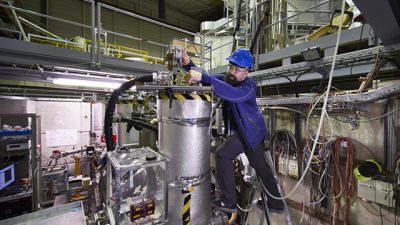 El CERN traza un atajo para llegar a la materia oscura