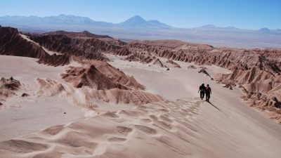 Científicos rusos hallan meteoritos en el desierto chileno de Atacama