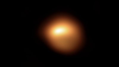 Un telescopio de ESO ve la tenue superficie de Betelgeuse