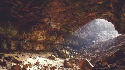 Descubren con ayuda de un dron una cueva prehispánica en las islas Canarias con 72 momias