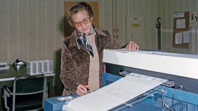 Muere Katherine Johnson, la matemática que ayudó a la humanidad a llegar a la Luna