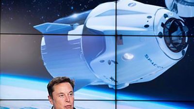 SpaceX anuncia un acuerdo para subir a cuatro turistas a la órbita terrestre