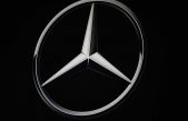 Rápidos como bólidos: el equipo Mercedes de Fórmula 1 fabrica 10.000 respiradores en 10 días