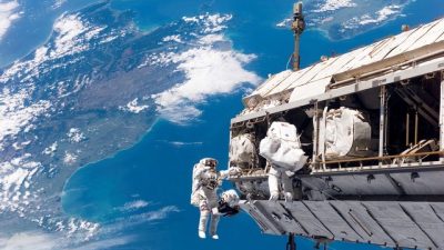 El volumen cerebral de los astronautas cambia debido a los viajes largos por el espacio