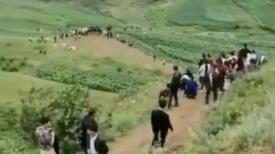 Misterio en China: Un extraño ruido hace que cientos de personas huyan del pueblo por el temor a un gran terremoto.