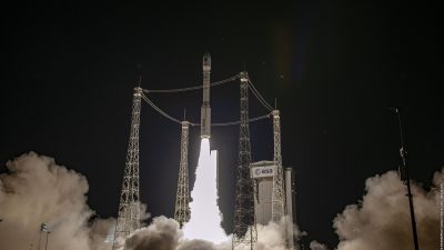 Vega regresa con un nuevo servicio de viaje compartido