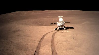 El rover Chino Yutu-2 encuentra suelo pegajoso en la cara oculta de la Luna