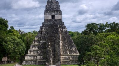 Un estudio sugiere que el colapso maya no se debió a la agricultura insostenible ni a las sequías