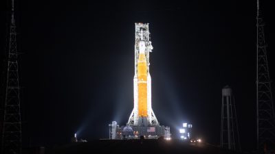 Prueba de fuego para el megacohete que volverá a llevar humanos a la Luna