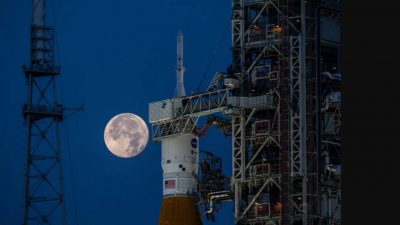 Regreso del hombre a la Luna: La NASA lanzará su enorme cohete lunar antes de lo planeado