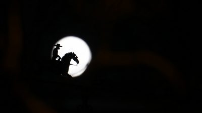 Las espectaculares fotos que deja la ‘luna del cazador’