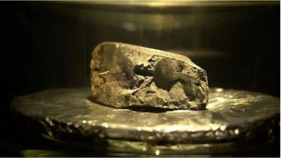Meteorito de Winchcombe: la pieza que contiene los elementos básicos para dar origen a la vida
