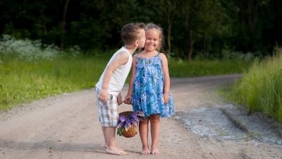 Día Internacional del Beso Robado