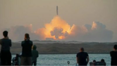 Starship de SpaceX despega con éxito, pero vuelve a explotar
