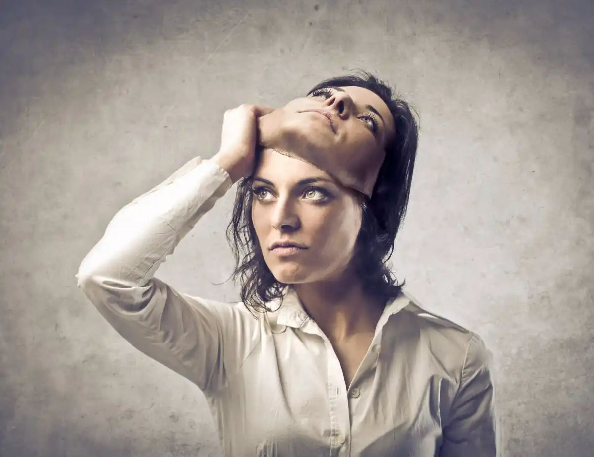 23 características para reconocer a una MALA persona